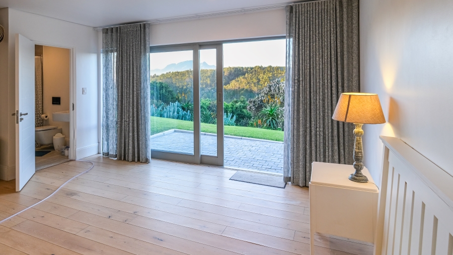 4 Bedroom Property for Sale in Oubaai Western Cape